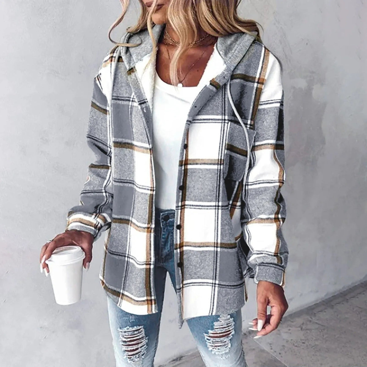 Elizabeth Camisa con capucha