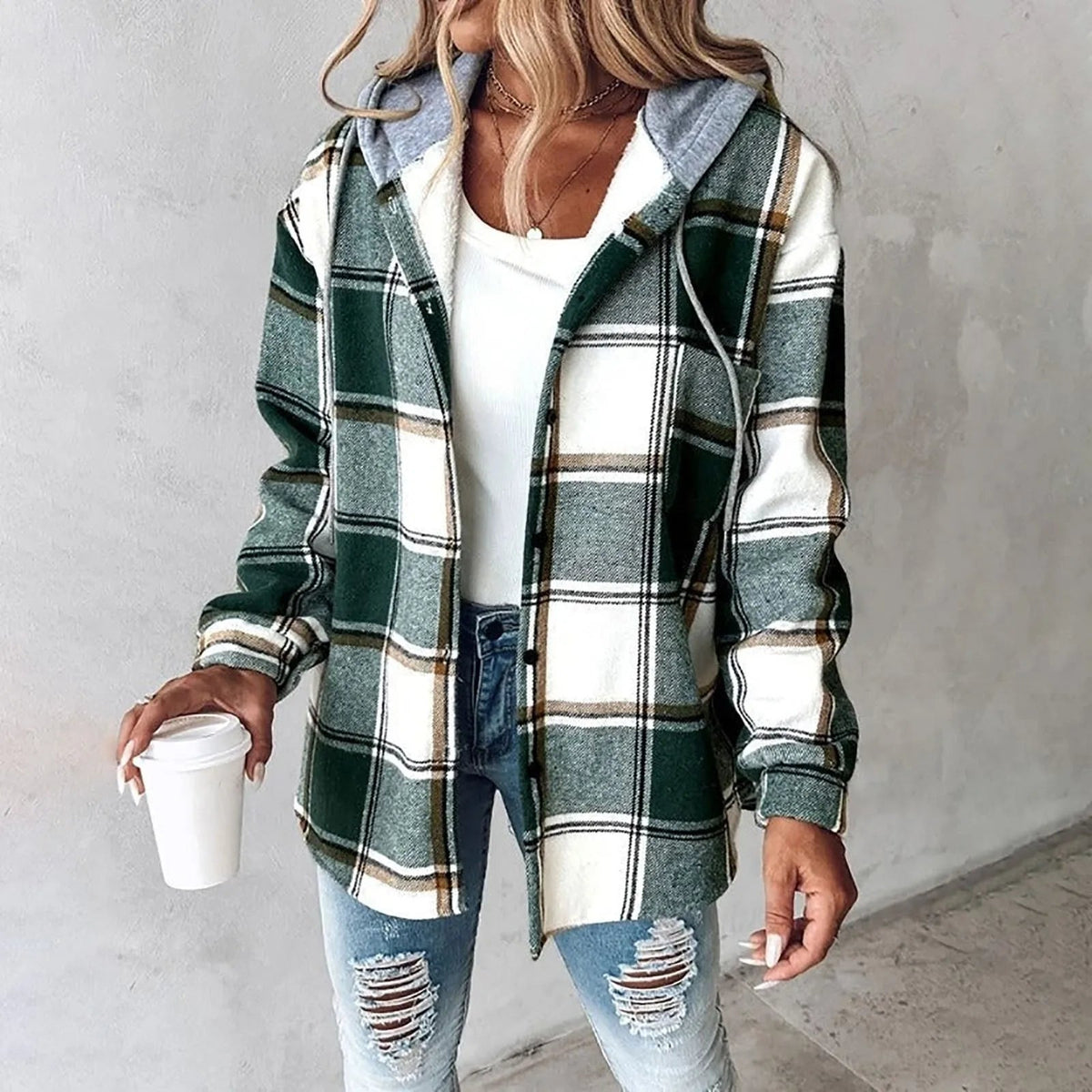 Elizabeth Camisa con capucha