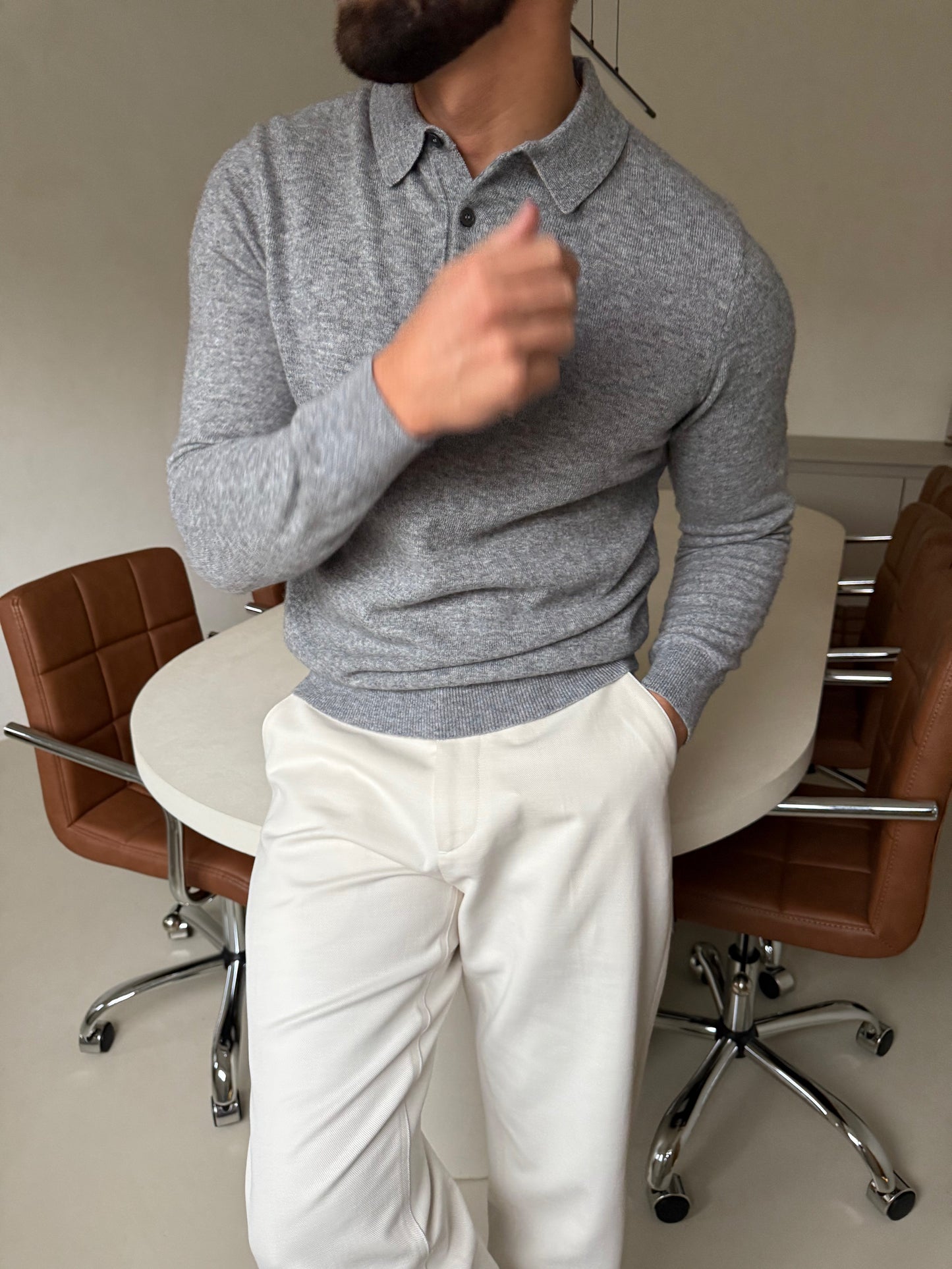 Michael polo de puntos con botones en gris
